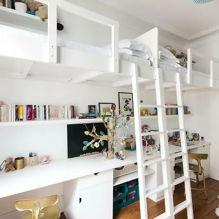 Rue Des Saints-peres Ii By Onefinestay *