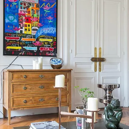Rue Des Saints-peres Ii By Onefinestay *